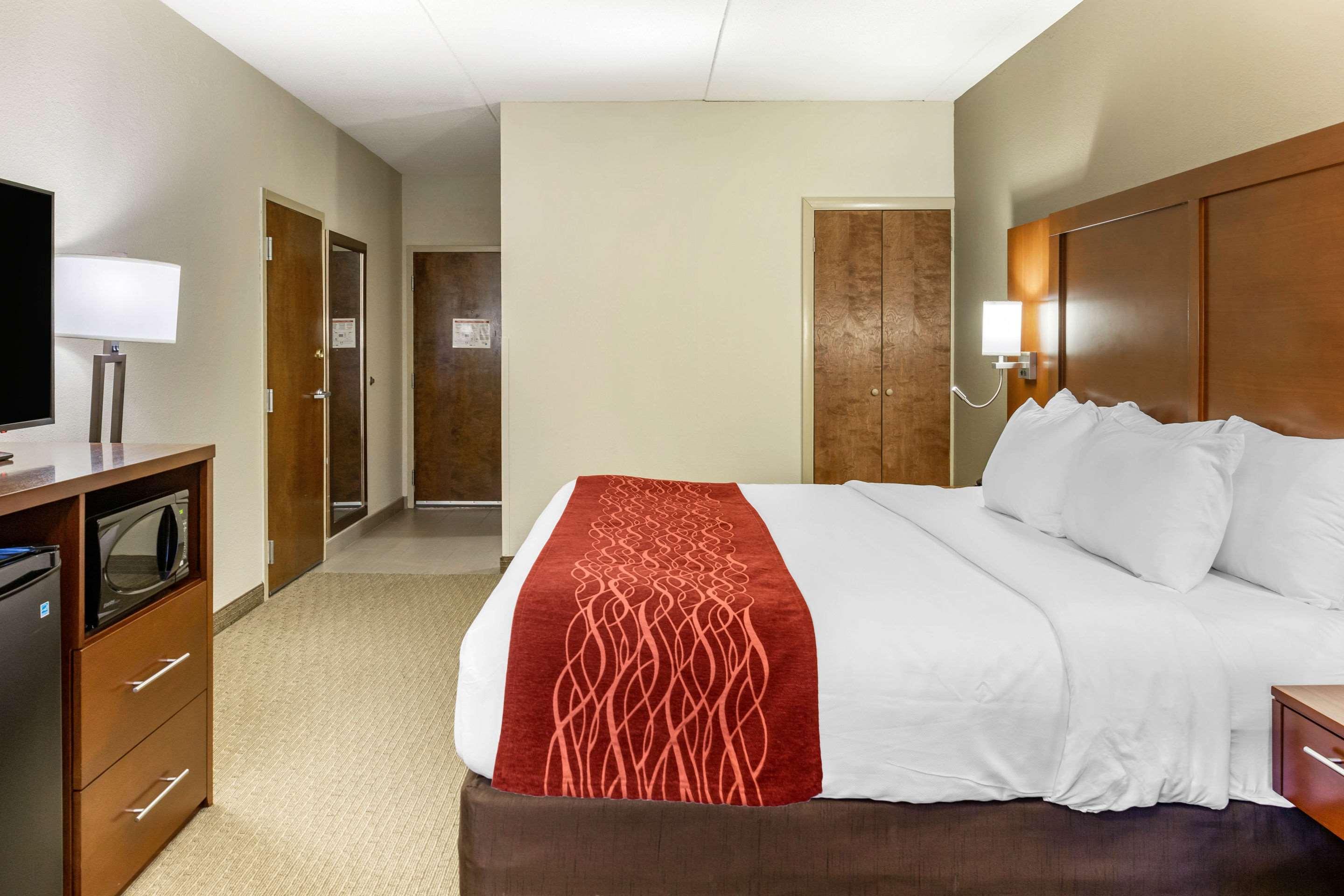 Smoketown  Comfort Inn Lancaster At Rockvale מראה חיצוני תמונה