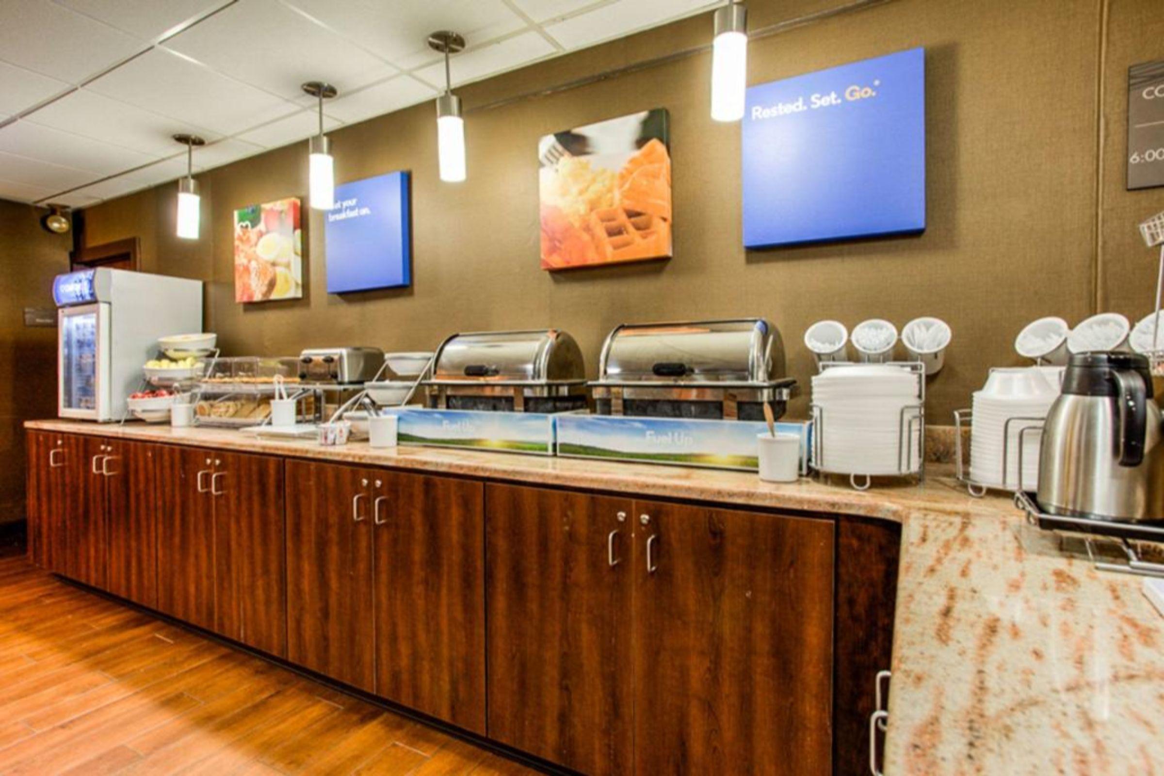Smoketown  Comfort Inn Lancaster At Rockvale מראה חיצוני תמונה