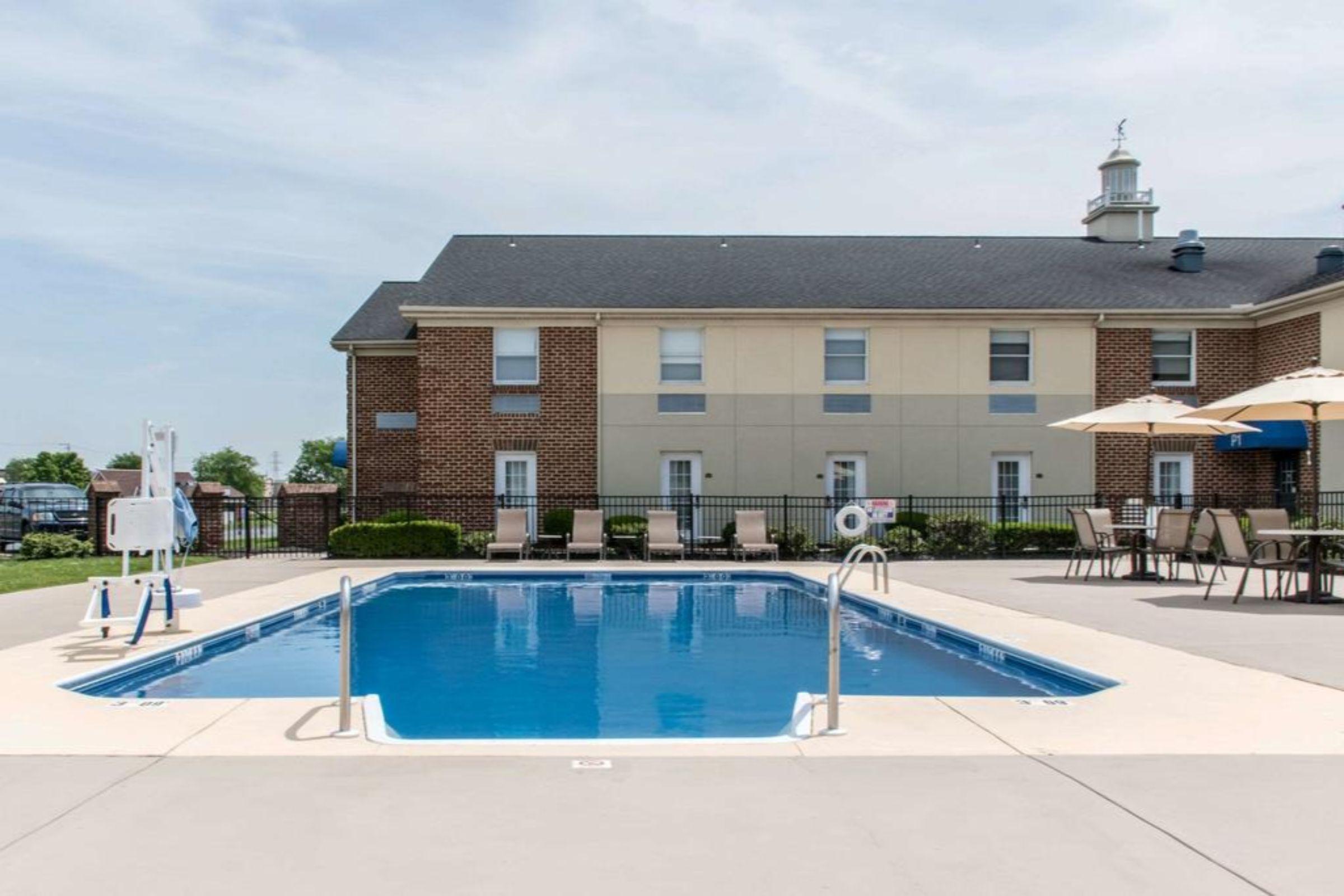 Smoketown  Comfort Inn Lancaster At Rockvale מראה חיצוני תמונה